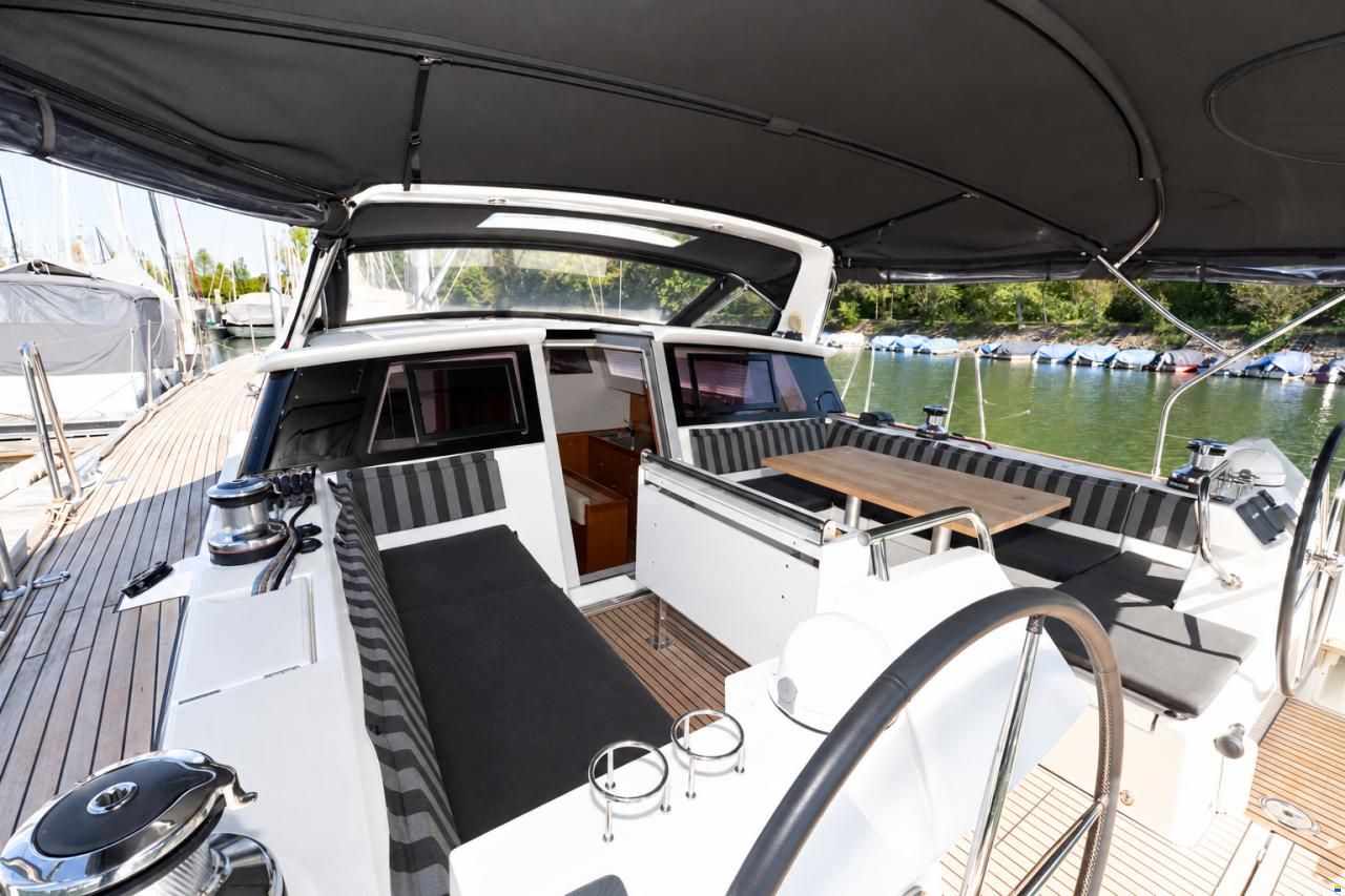 Beneteau Sense 50
