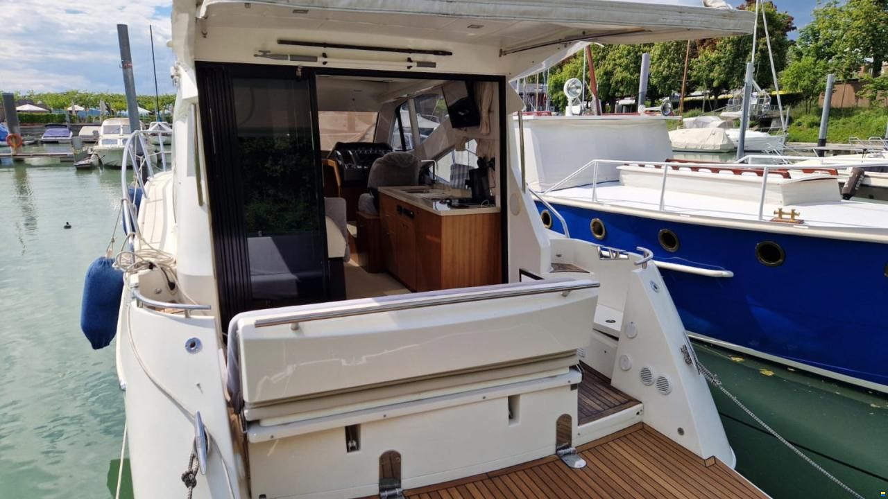 Galeon 350 HTC