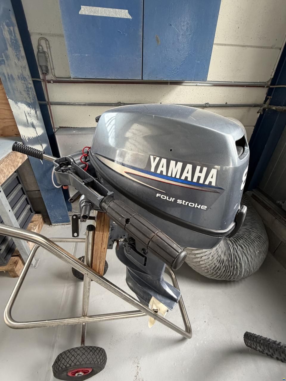 Lodestar RIB 320