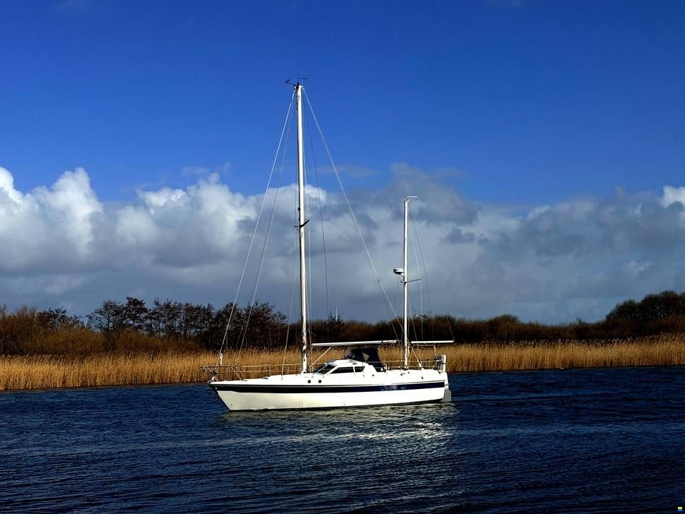 Northshore Yachts Southerly 105