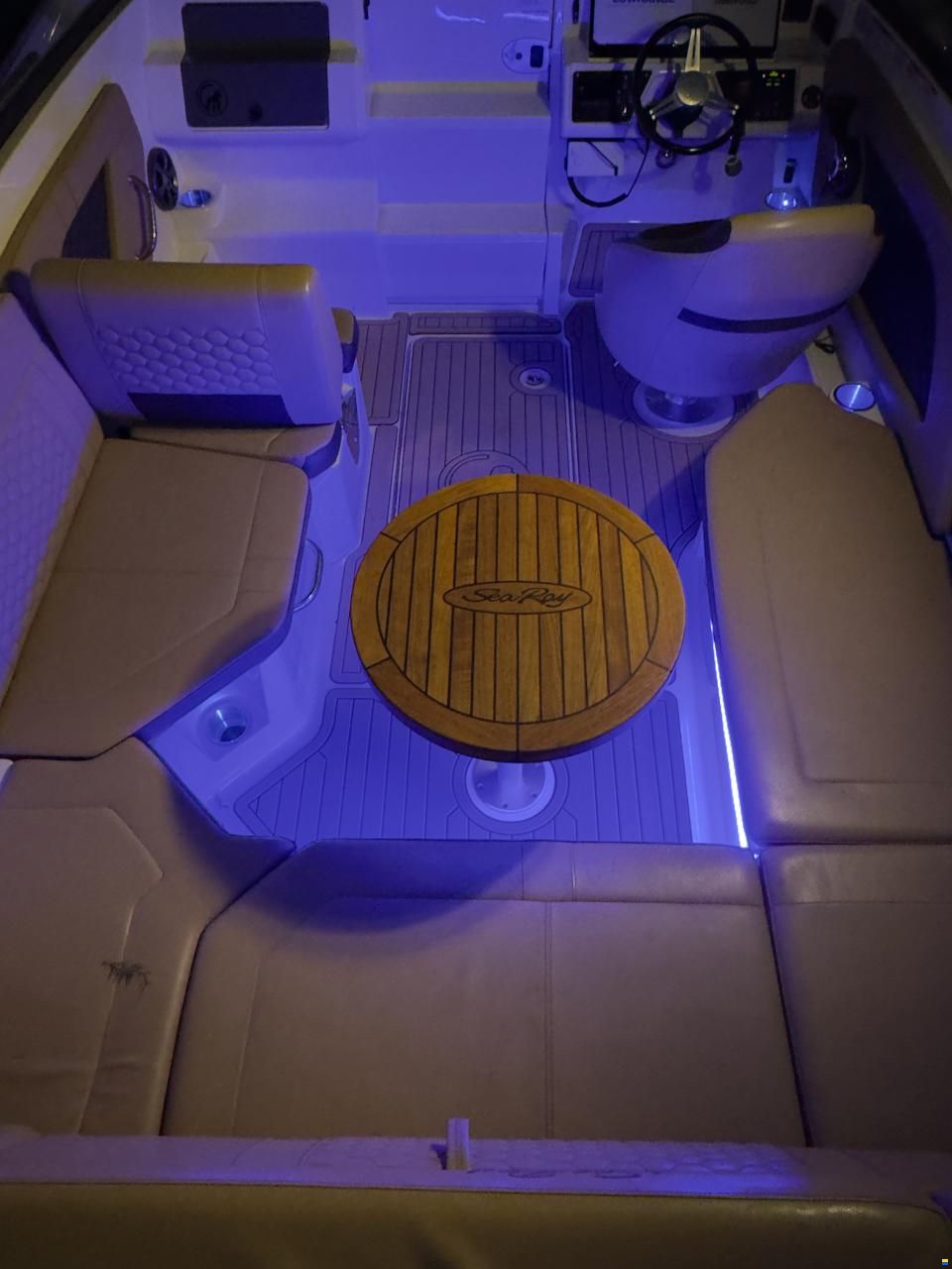 Sea Ray 230 Sun Sport