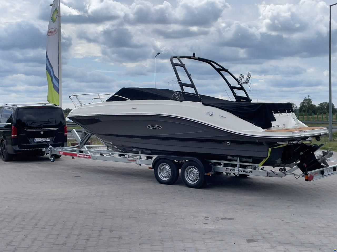 Sea Ray 230 Sun Sport