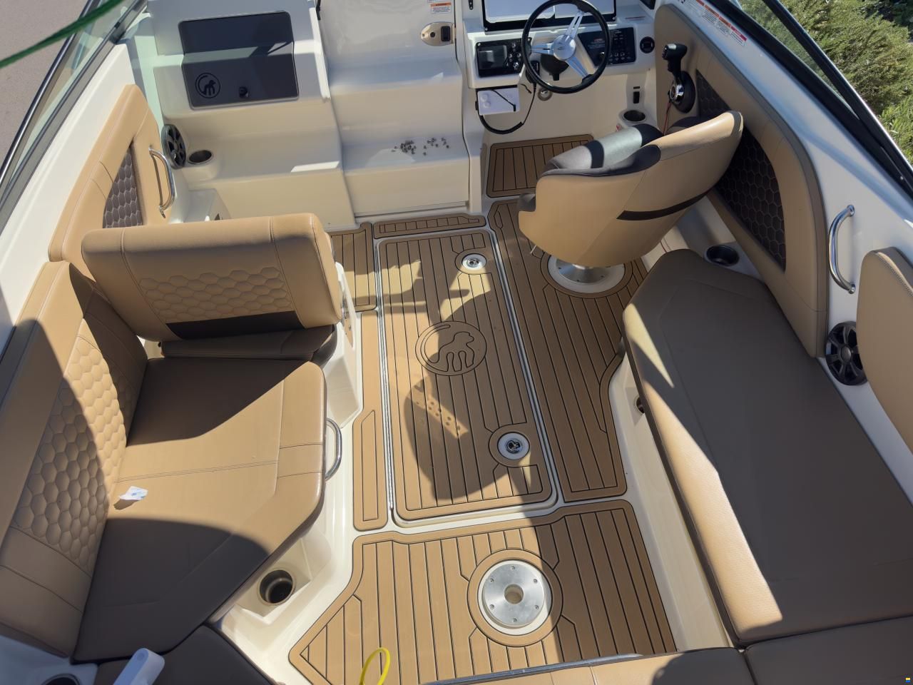 Sea Ray 230 Sun Sport