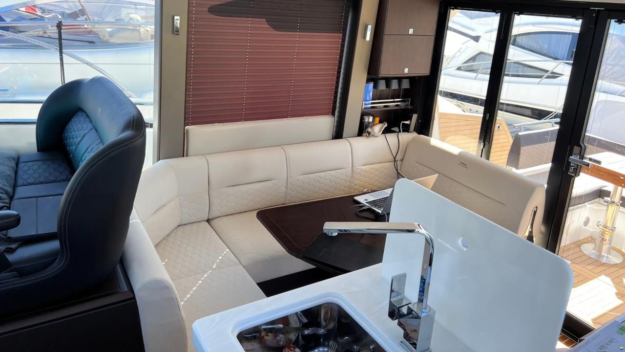Galeon 400 FLY