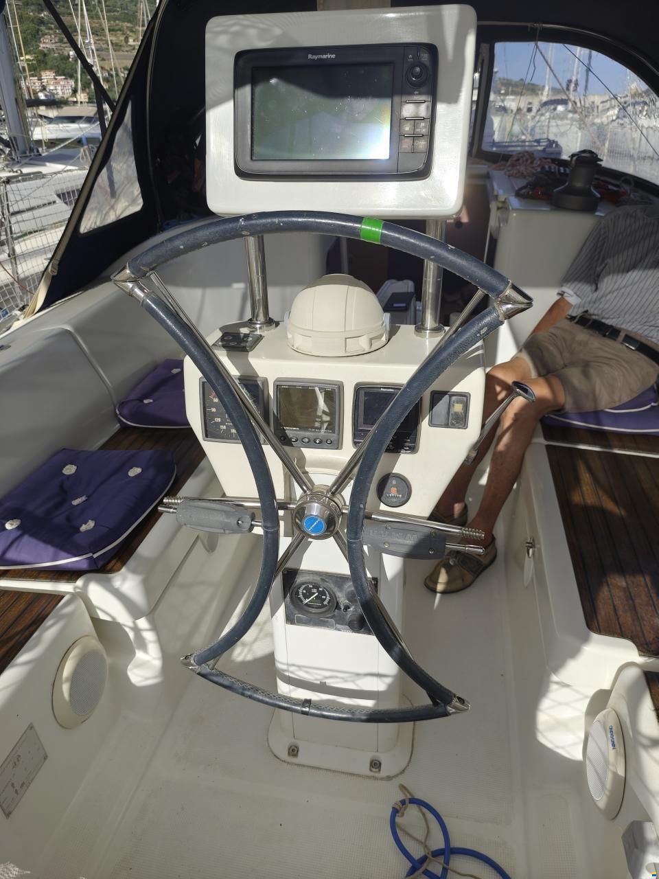 Poncin Harmony 38