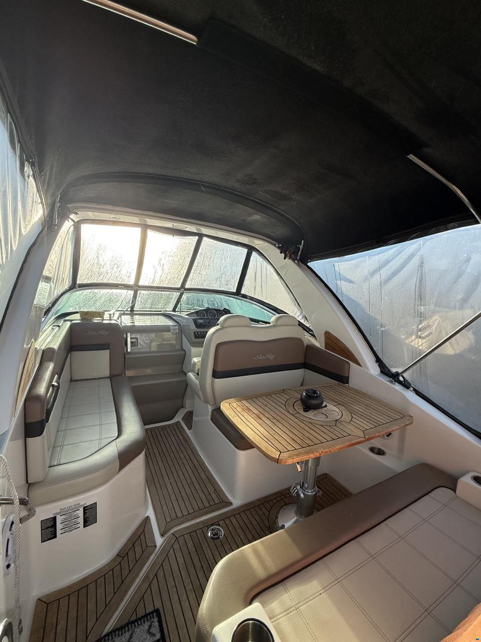Sea Ray 265 Sundancer