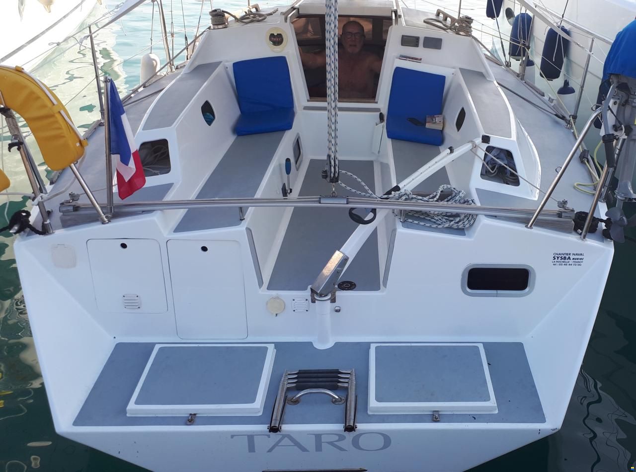 RM 800