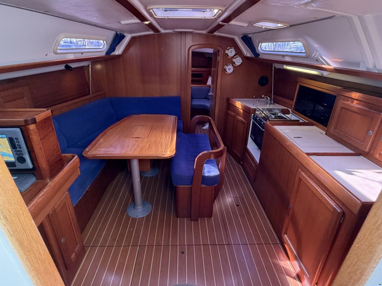 Dufour 36 classic