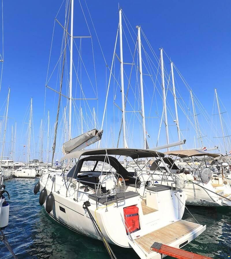 Hanse 455