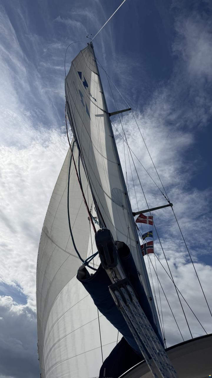 Hallberg-Rassy 34