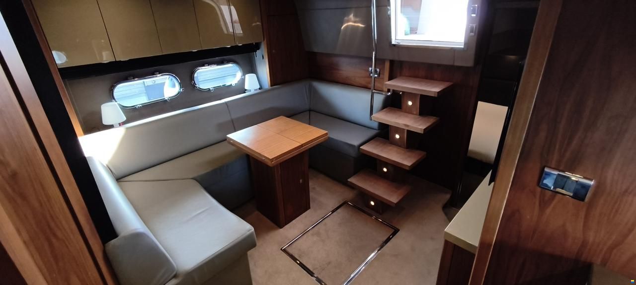 Sunseeker Portofino 48