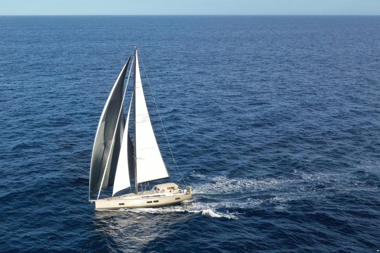 Nautor Swan 58