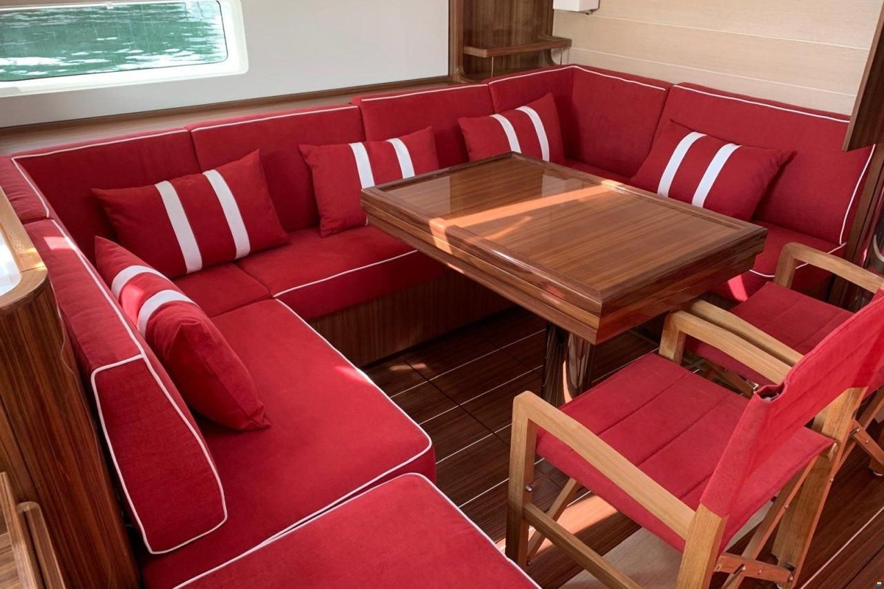 Nautor Swan 58