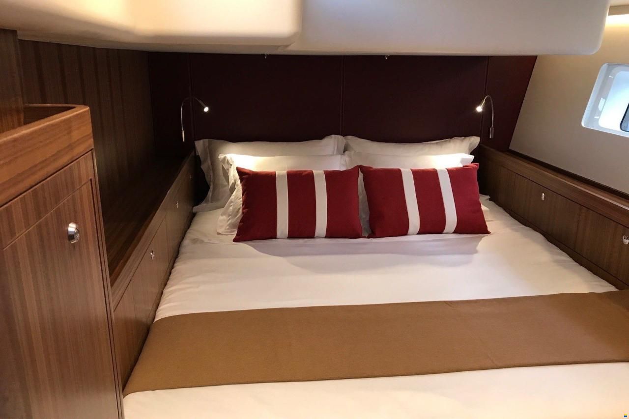 Nautor Swan 58