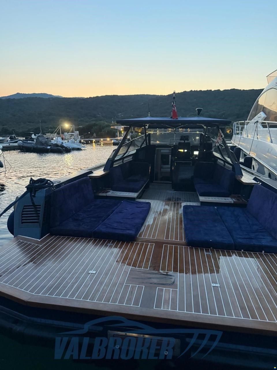 Wally Tender 47