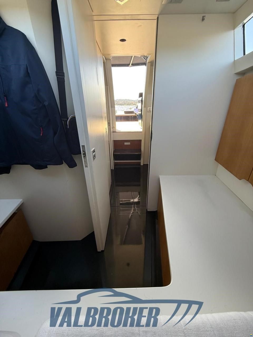 Wally Tender 47