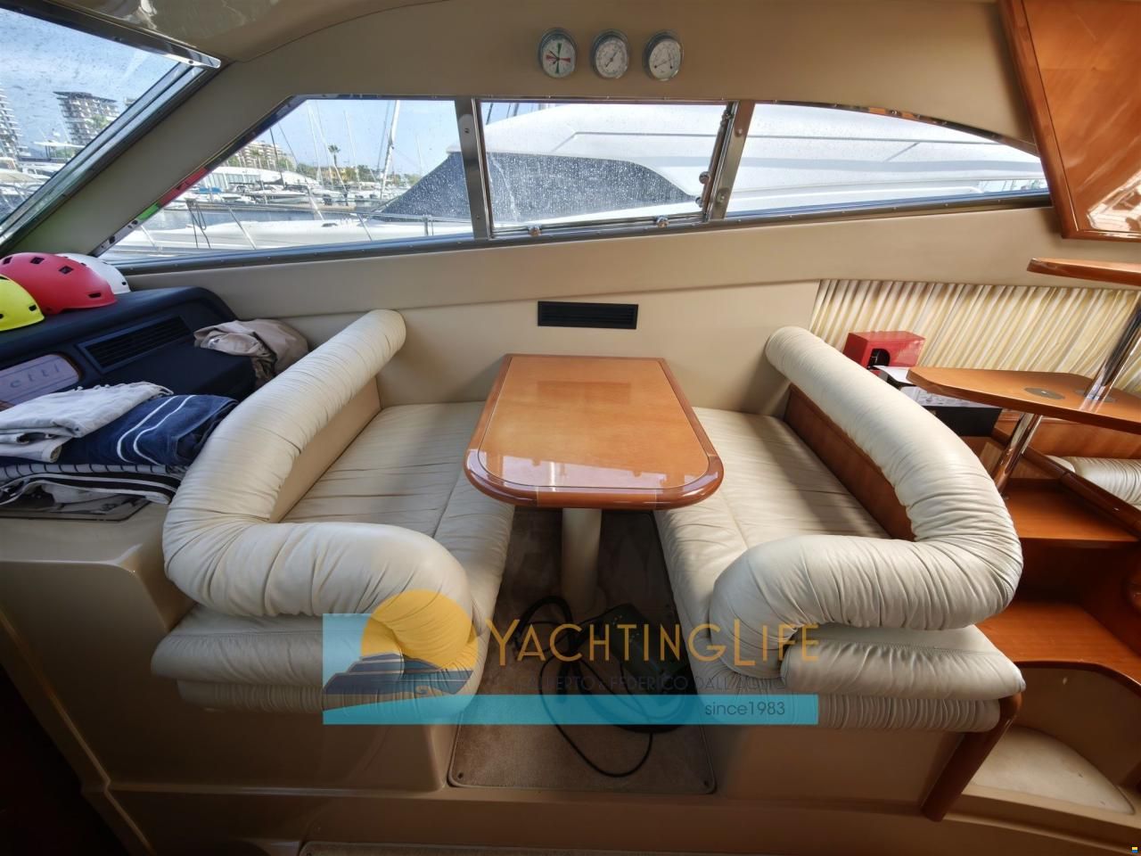 Ferretti 530