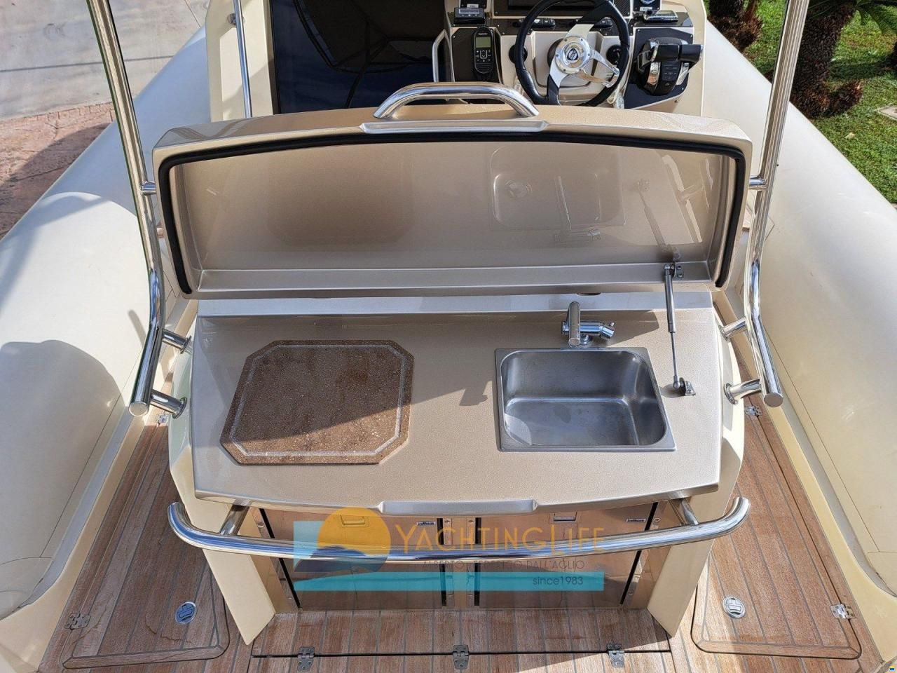SACS STRIDER 11