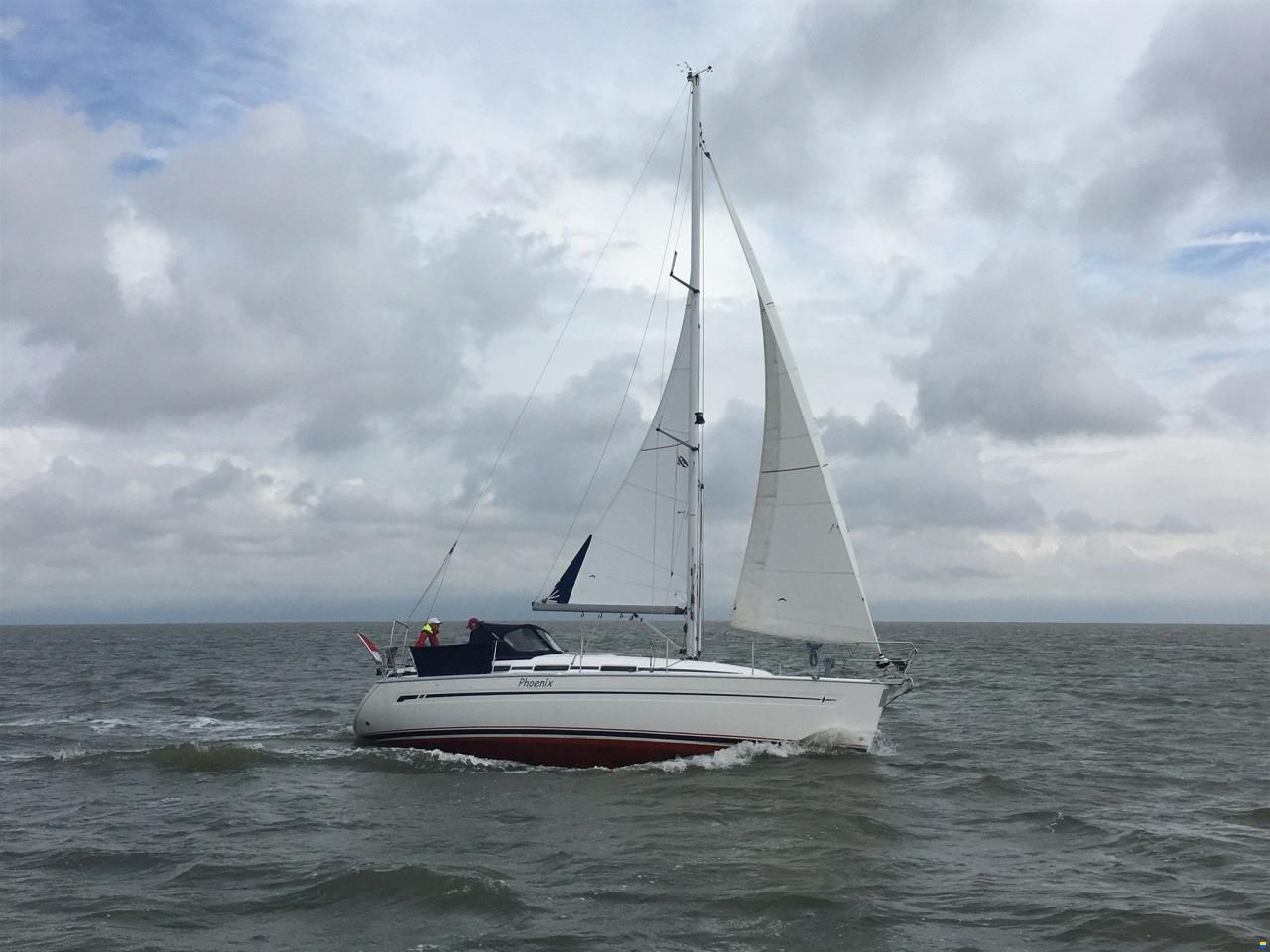 Bavaria 32