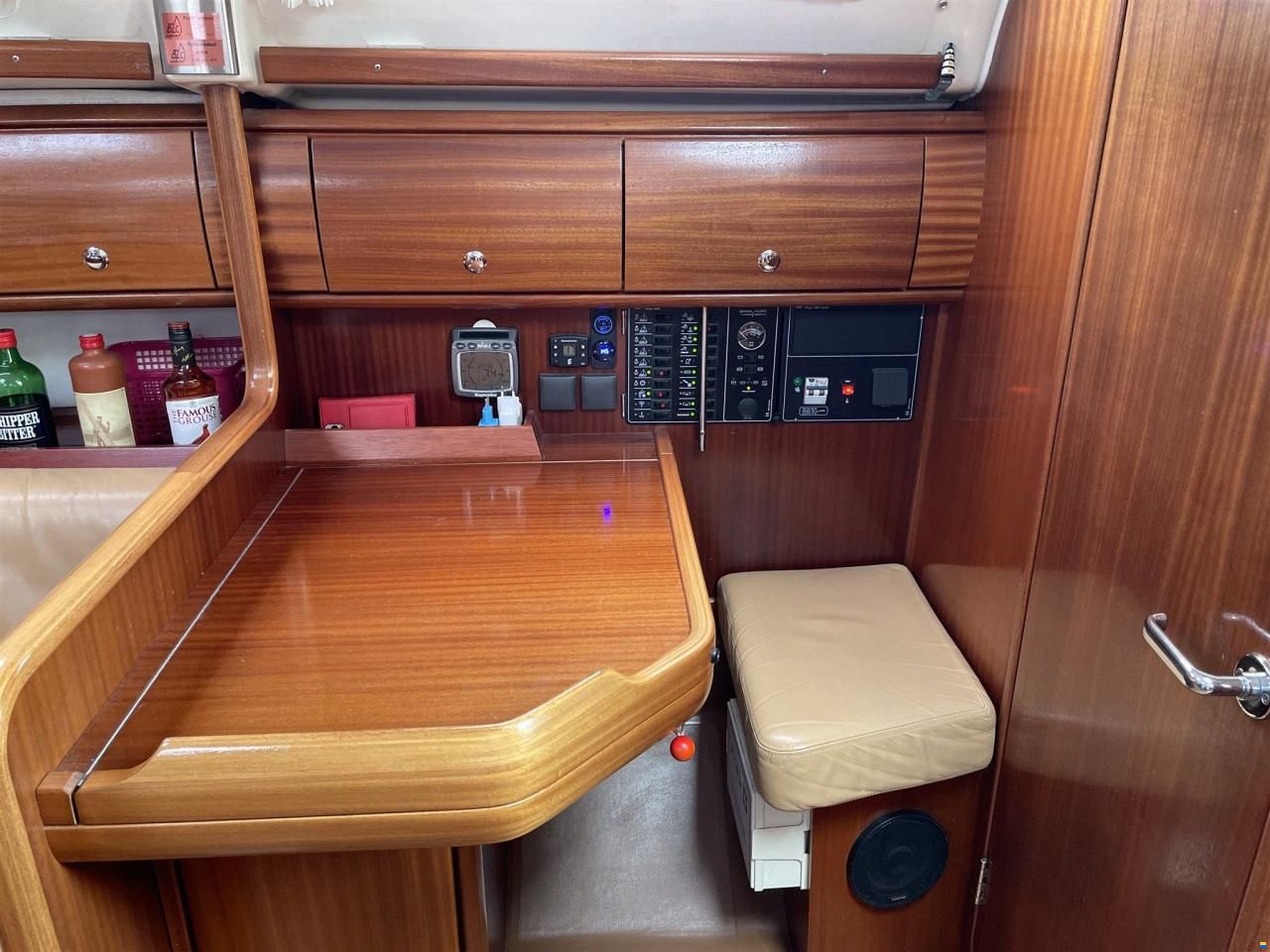 Bavaria 32