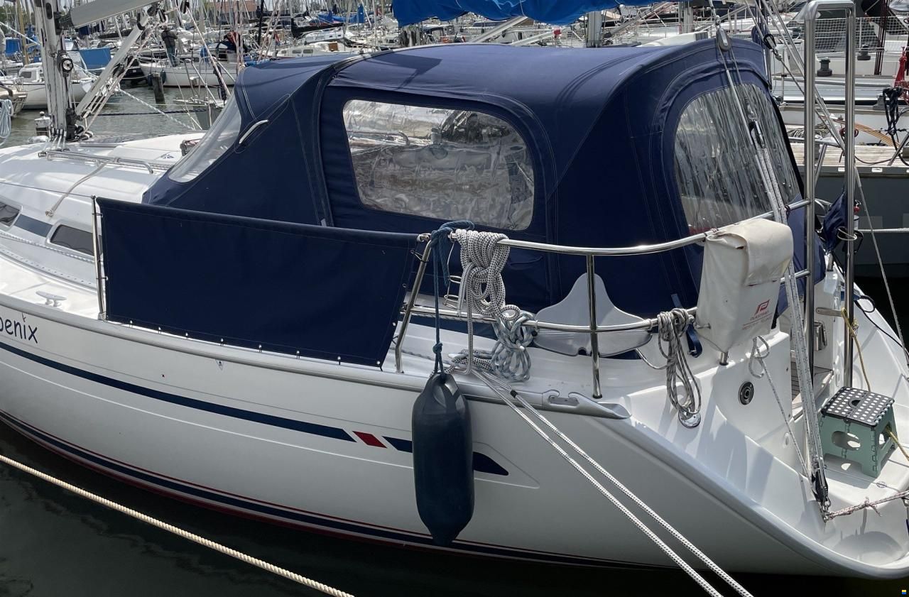 Bavaria 32