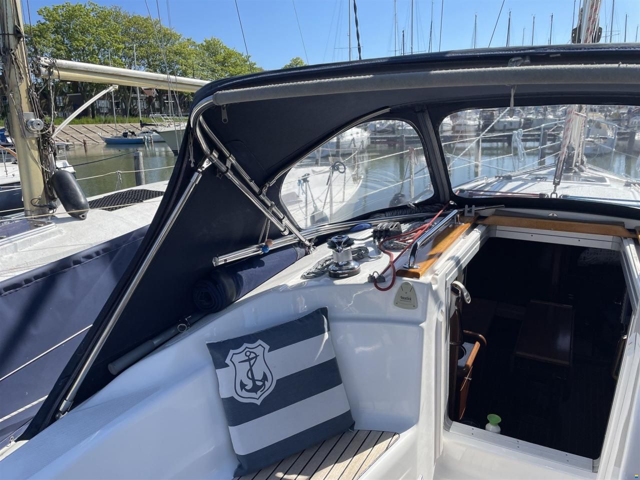 Bavaria 32
