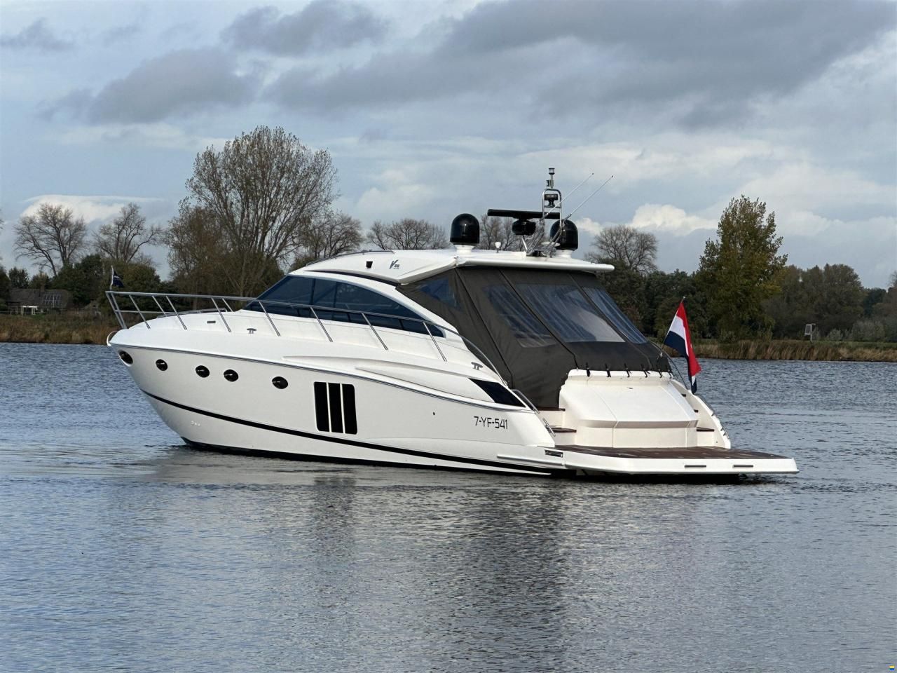 Princess V56