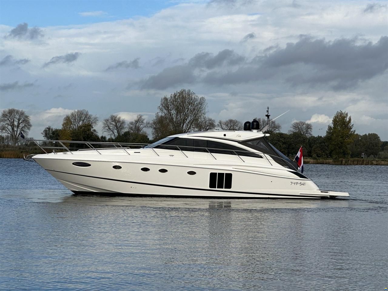 Princess V56