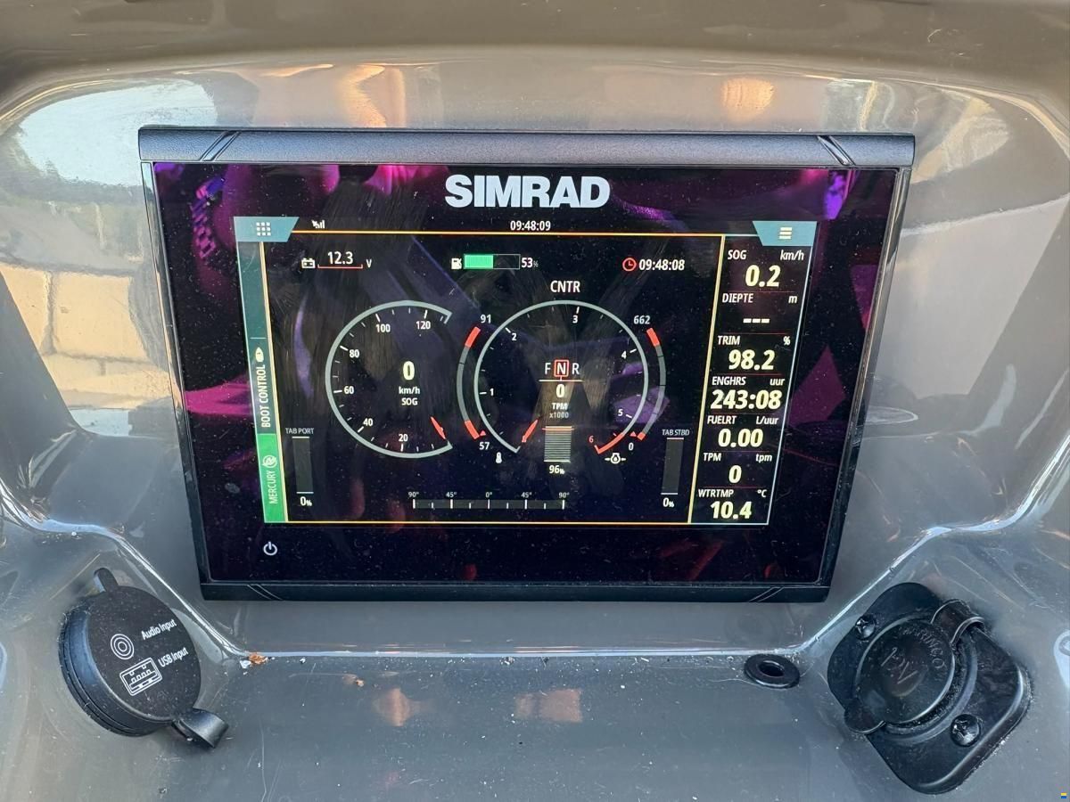 Bayliner VR5