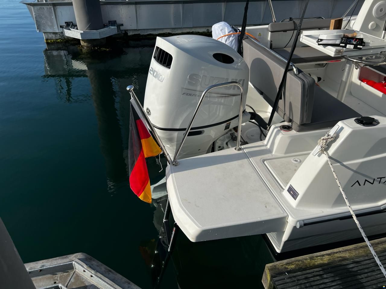 Beneteau Antares 7