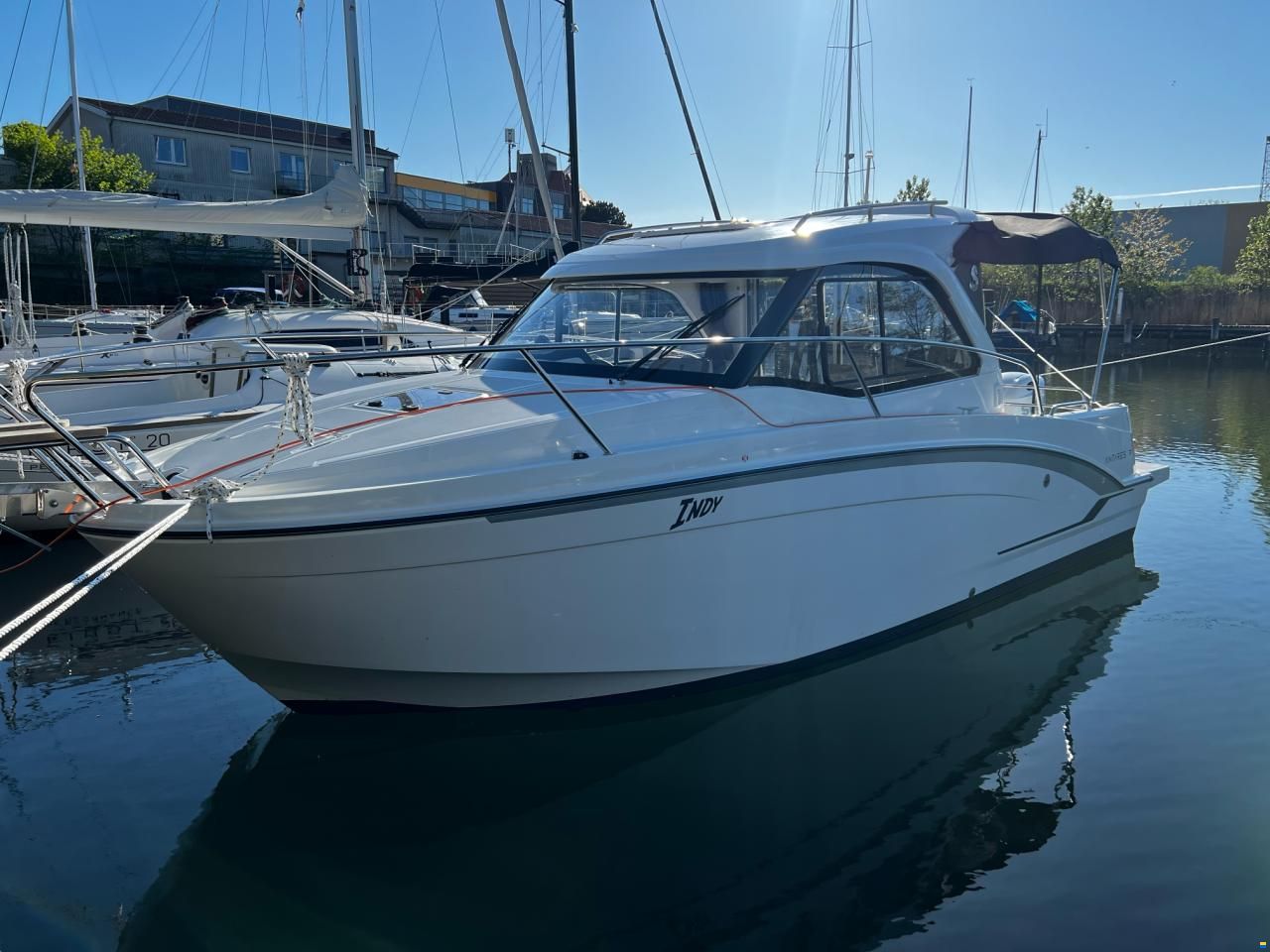 Beneteau Antares 7