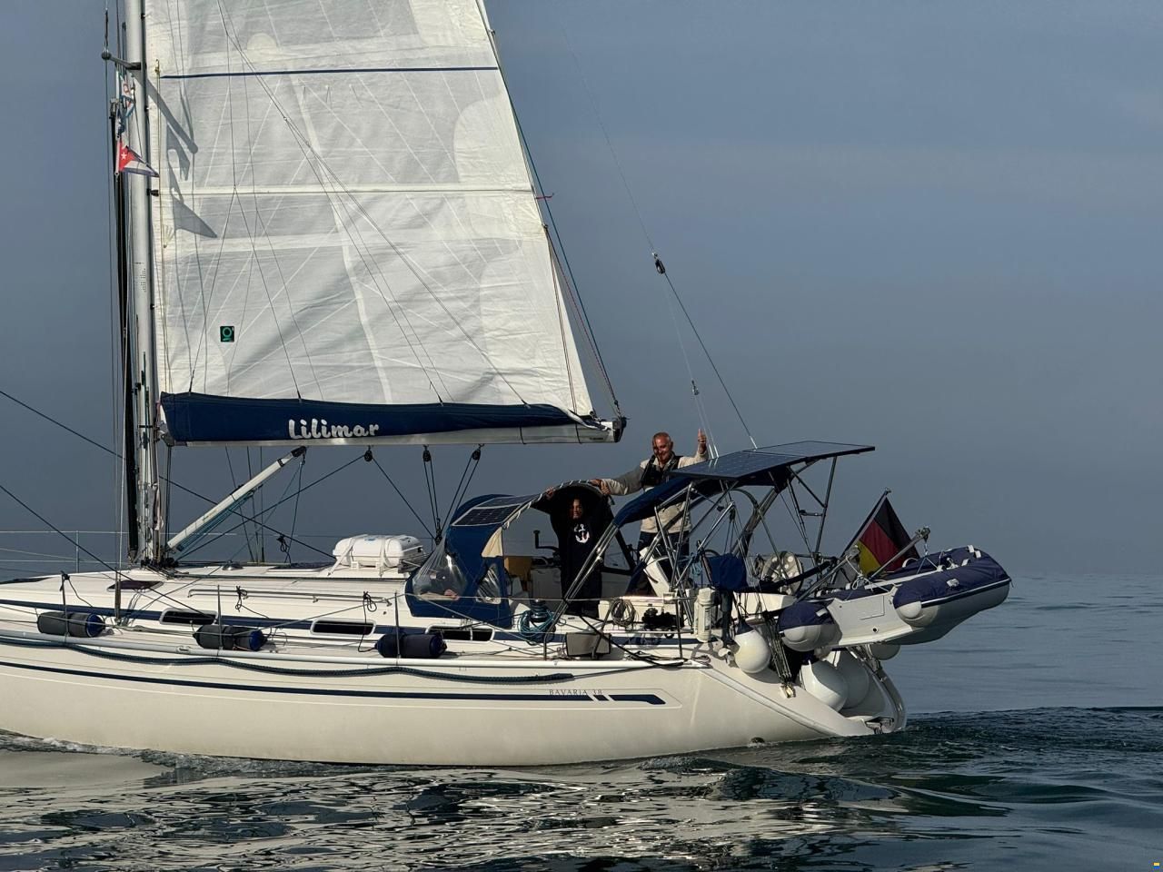 Bavaria 38-3 neuwertig ausger&uuml;stet