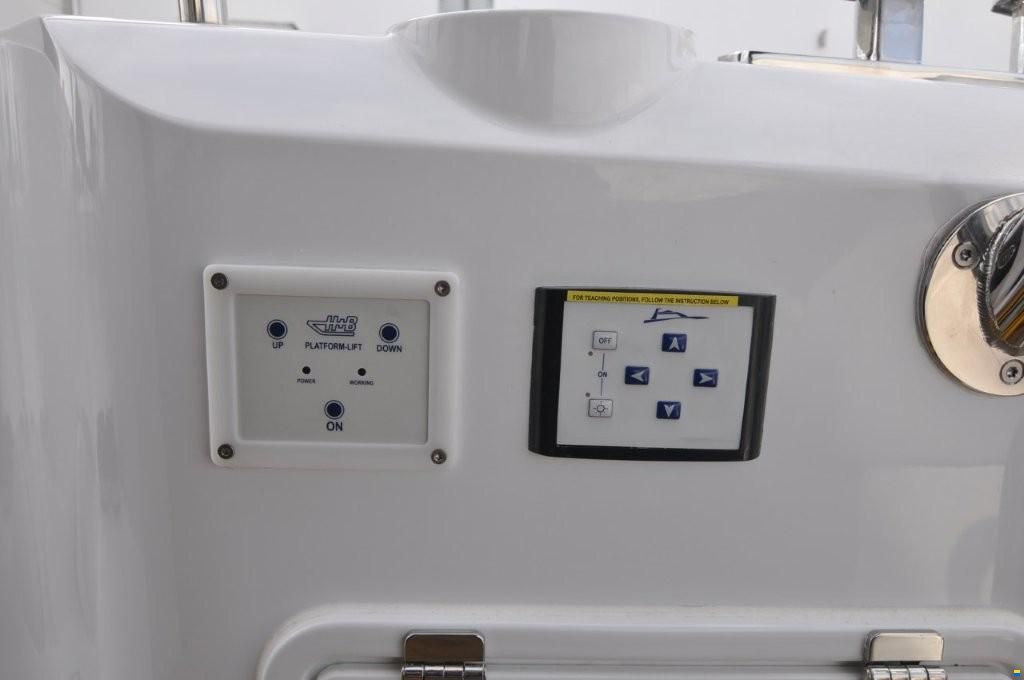 Sealine C430