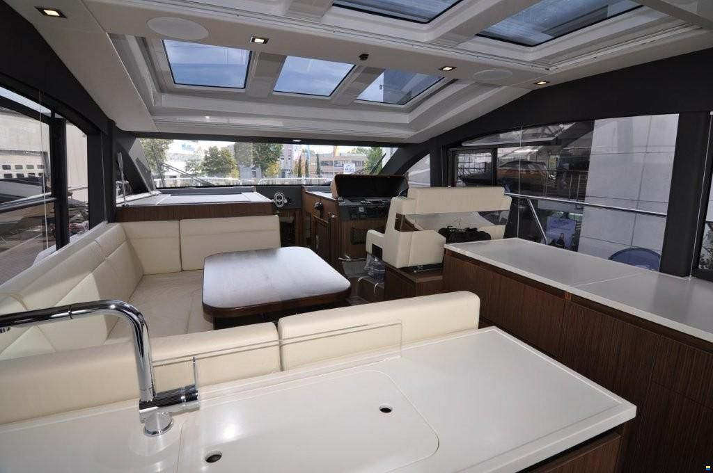 Sealine C430