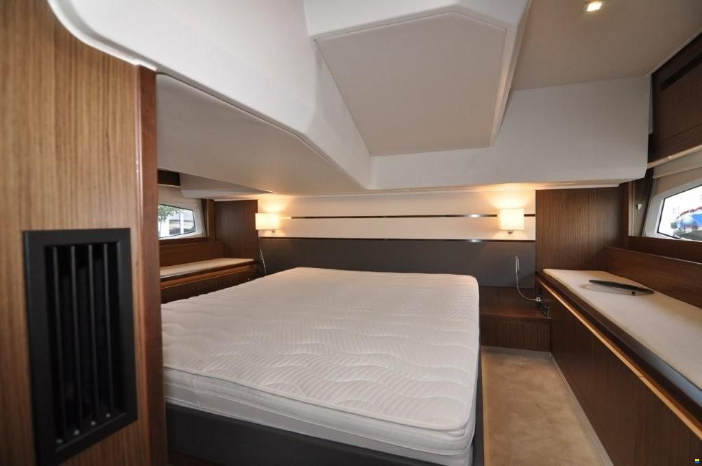 Sealine C430