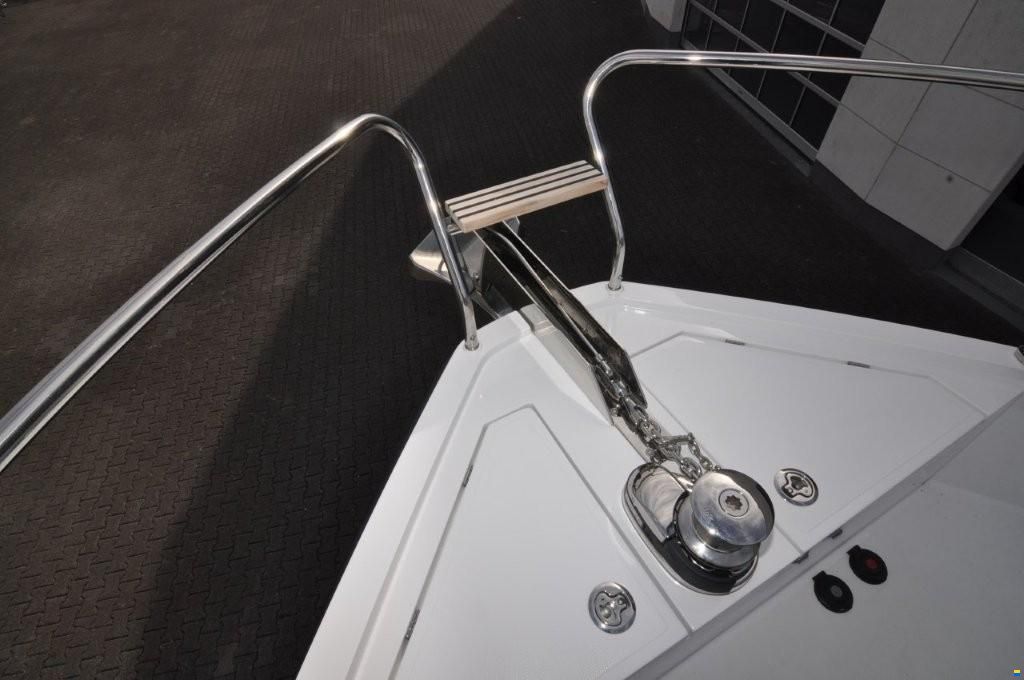 Sealine C430