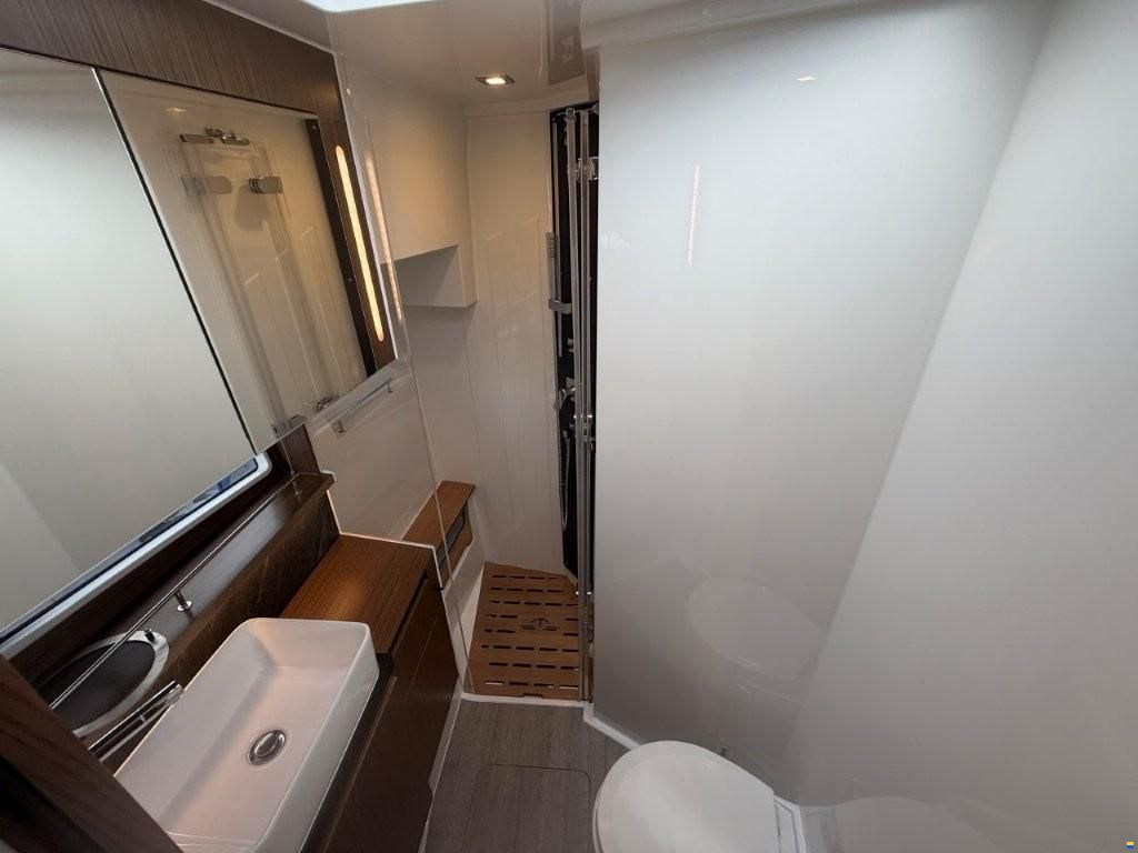 Sealine C430