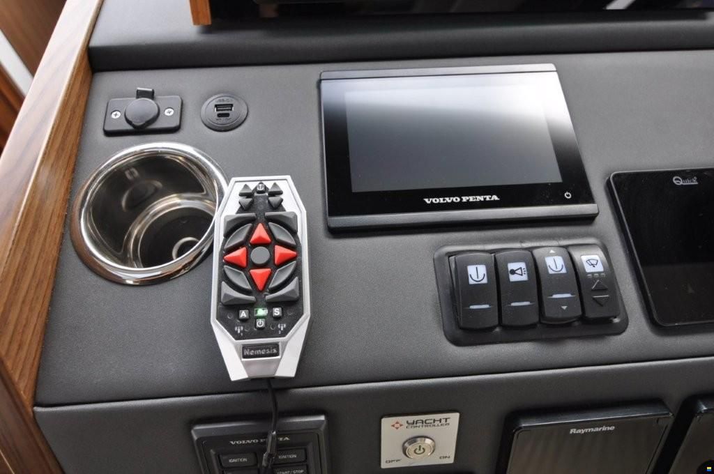 Sealine C430