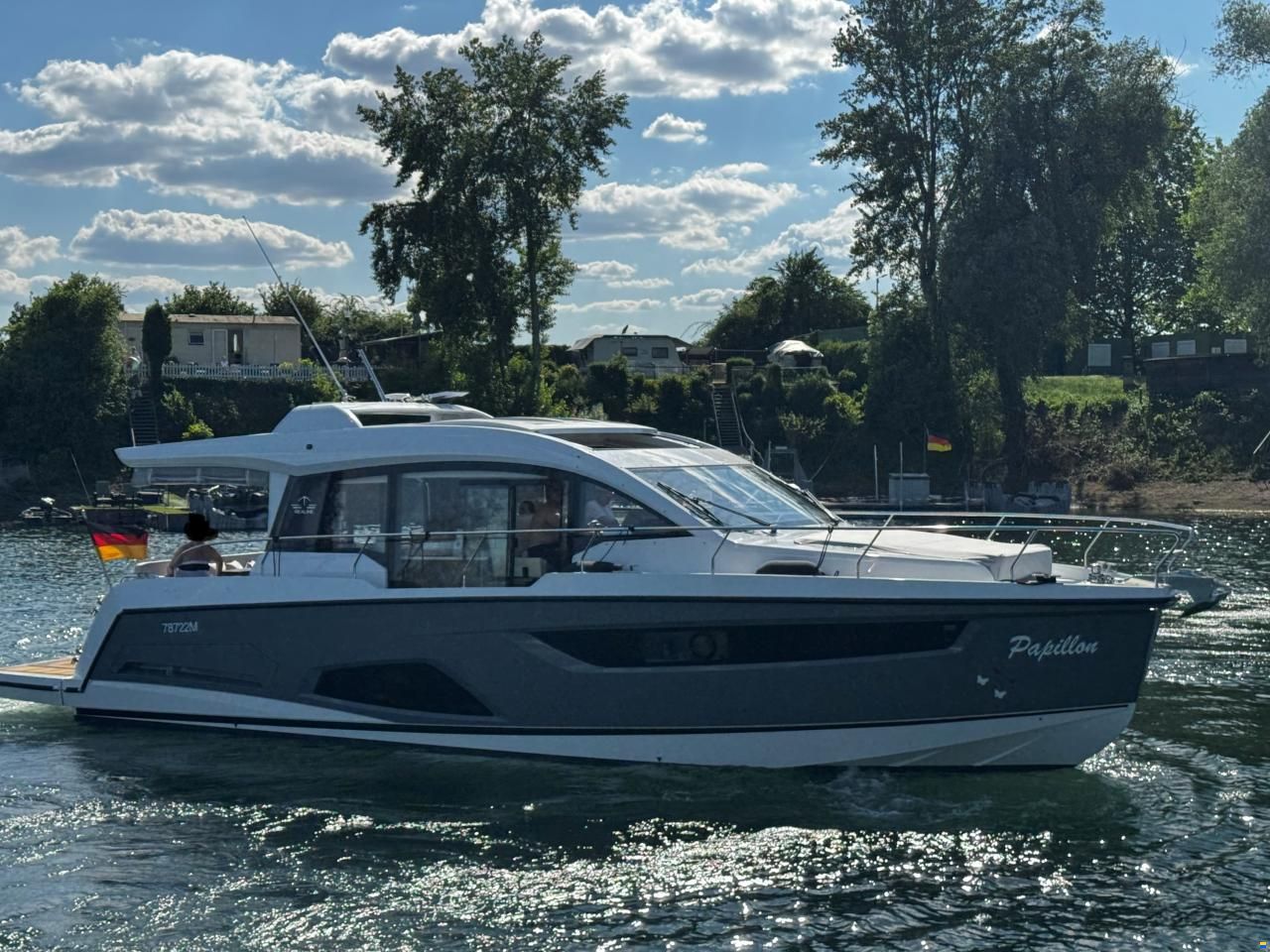 Sealine C430