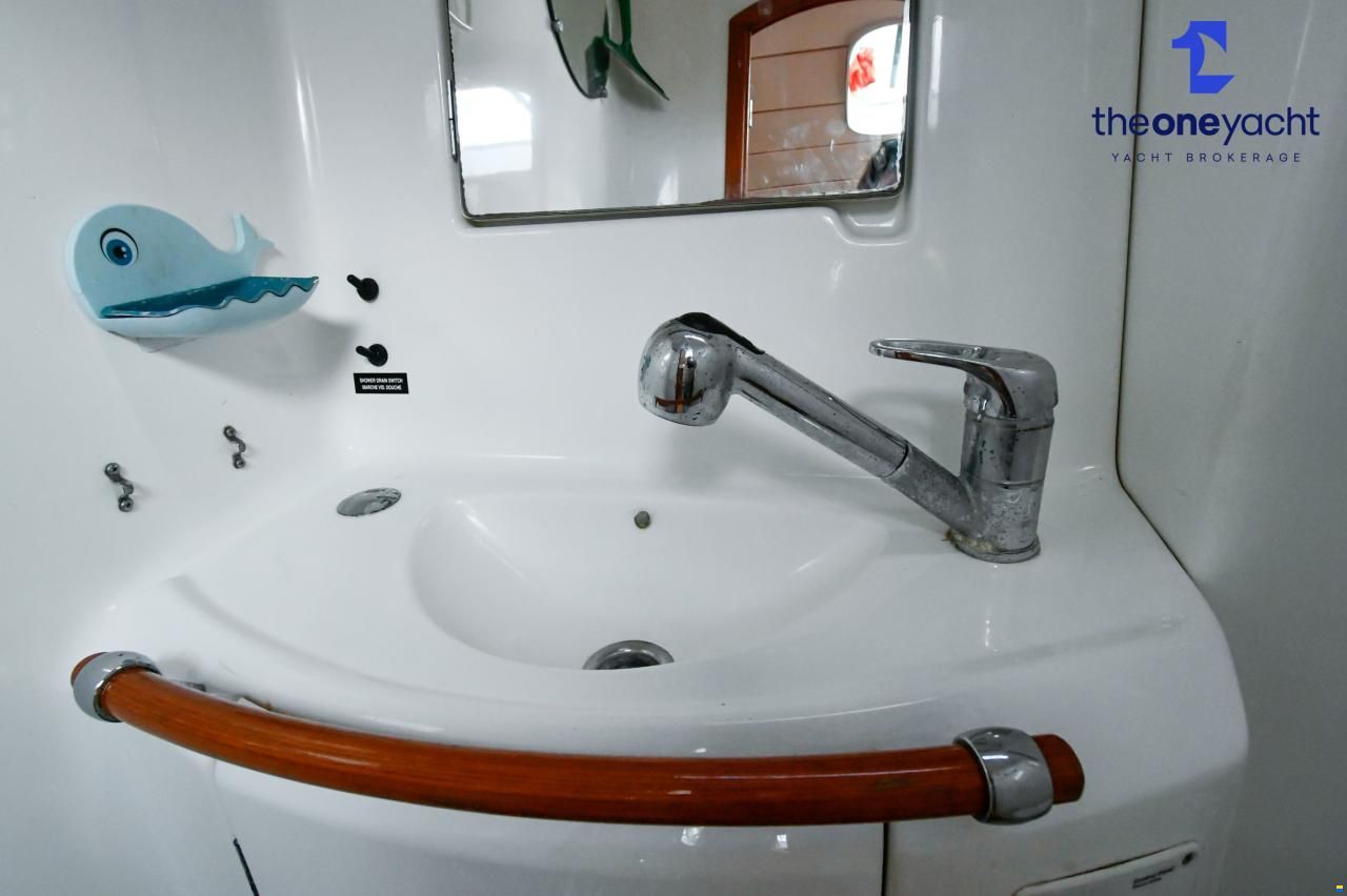 Beneteau Oceanis Clipper 393