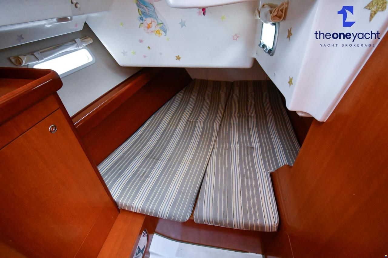 Beneteau Oceanis Clipper 393