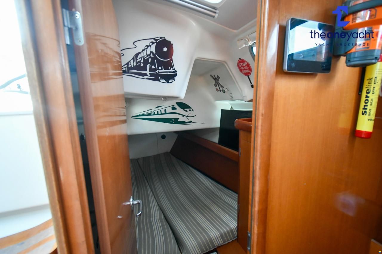 Beneteau Oceanis Clipper 393