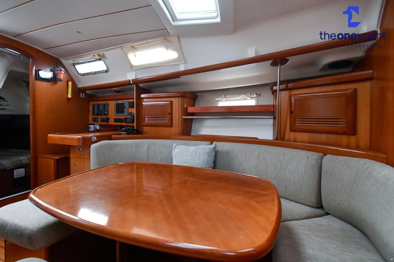 Beneteau Oceanis Clipper 393