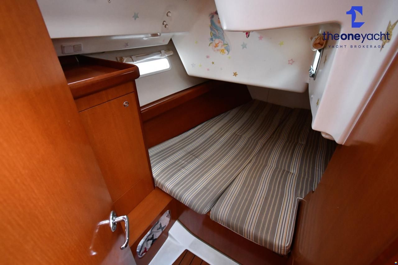 Beneteau Oceanis Clipper 393