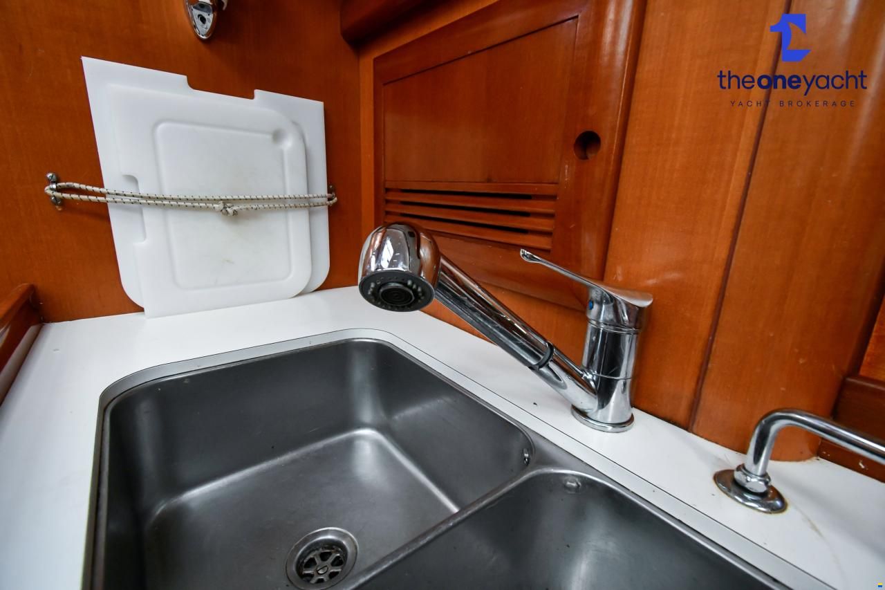 Beneteau Oceanis Clipper 393