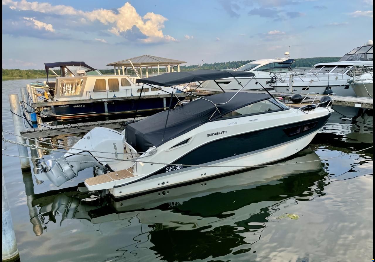 Quicksilver Activ 805 Cruiser