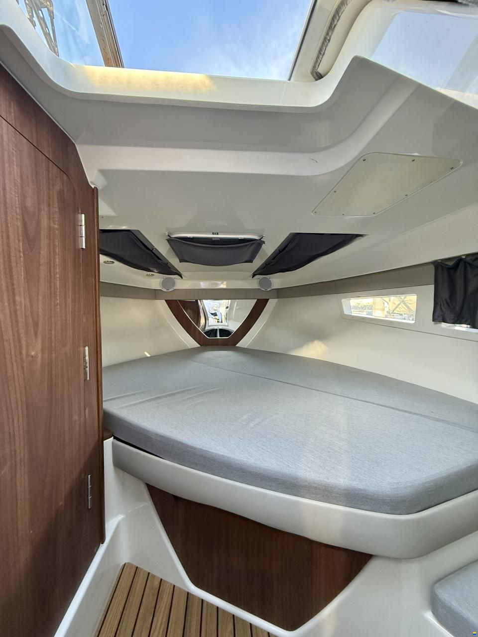 Quicksilver Activ 805 Cruiser