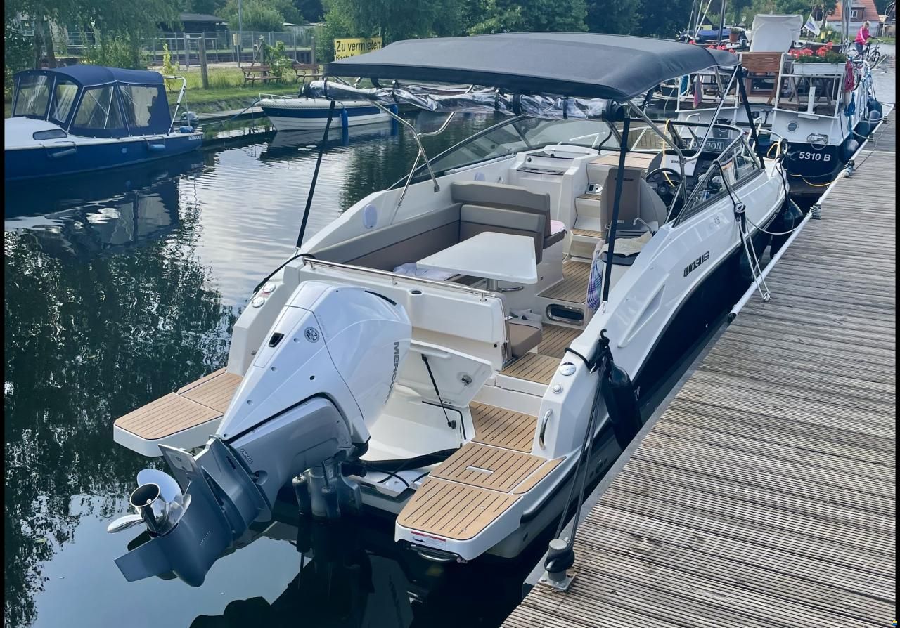 Quicksilver Activ 805 Cruiser