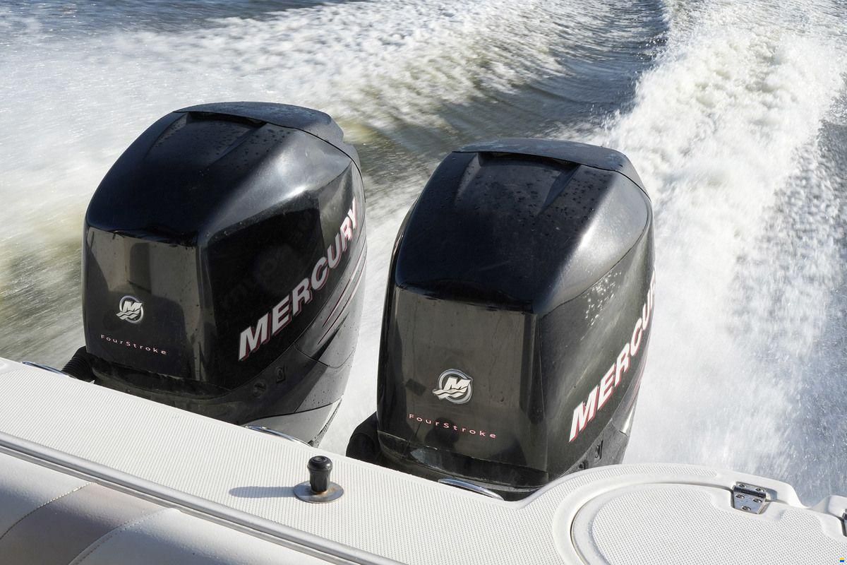 Boston Whaler 285 Conquest