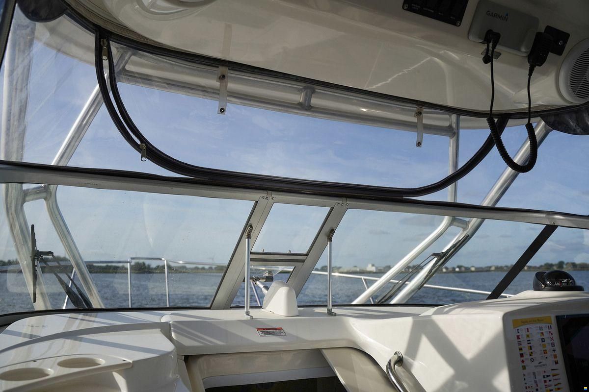 Boston Whaler 285 Conquest